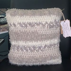 🟣CROCHET Bobbles and Rows crochet accent pillow